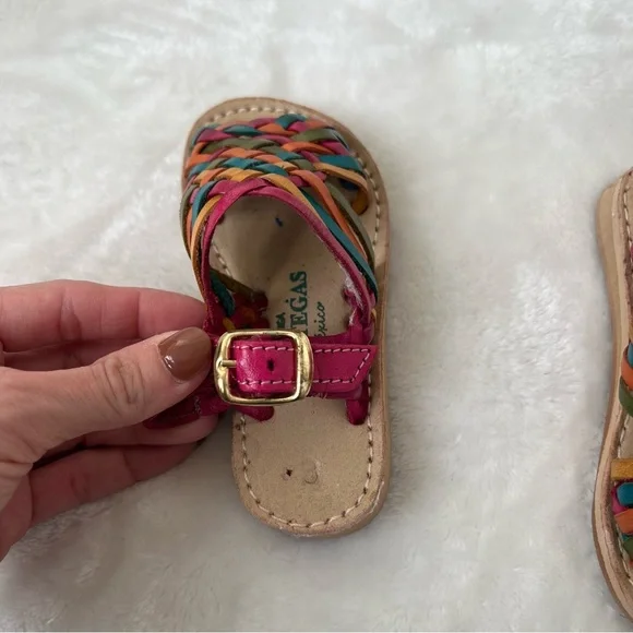 Hortegas Mexico Huarache baby girl Sandals size 3 woven bright colorful - Picture 3 of 4